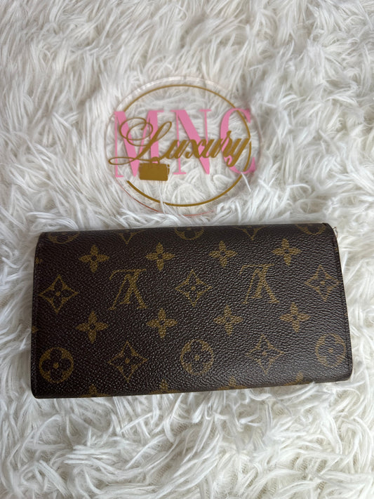 Louis Vuitton Monogram Sarah Wallet