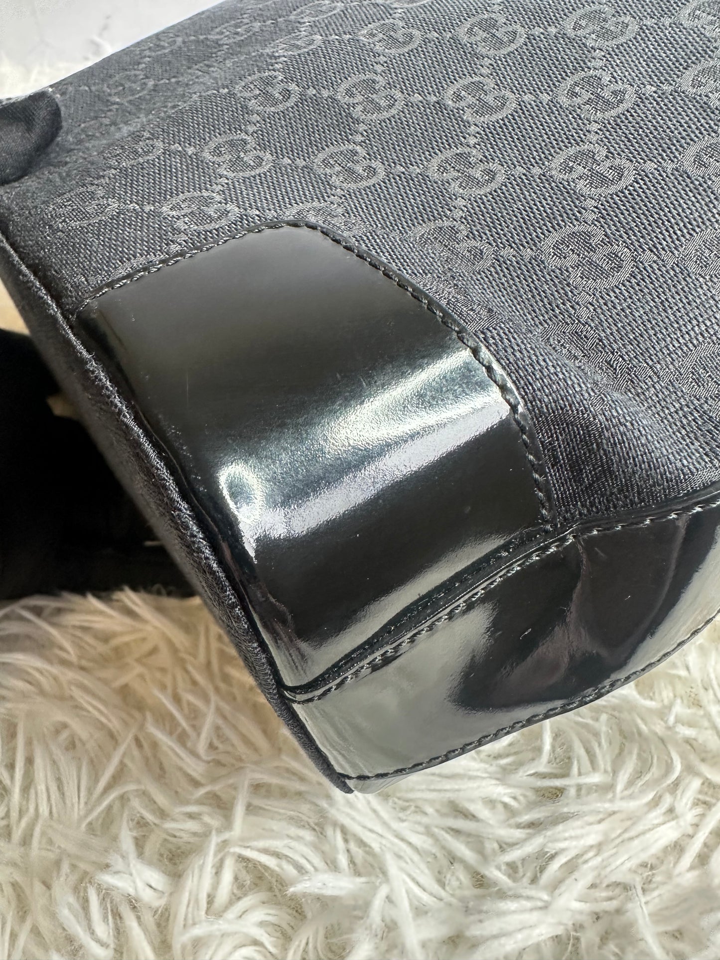 Gucci Vintage GG Monogram Shoulder Bag