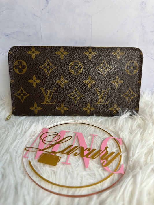 Louis Vuitton Monogram Zippy Wallet