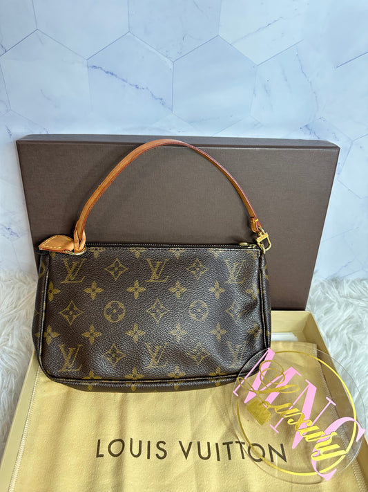Louis Vuitton Monogram Pochette Accessoires