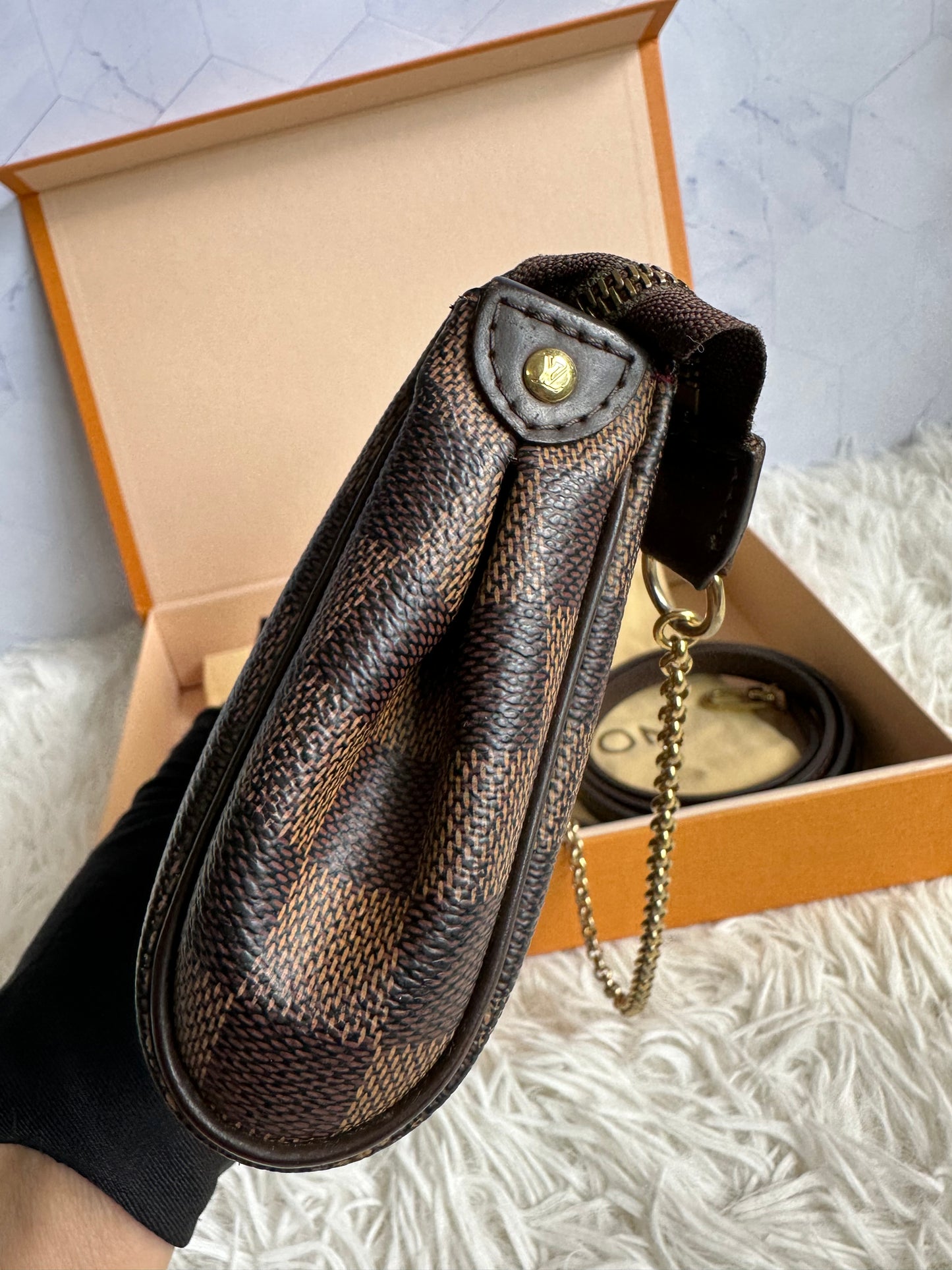 Louis Vuitton Damier Ebene Eva