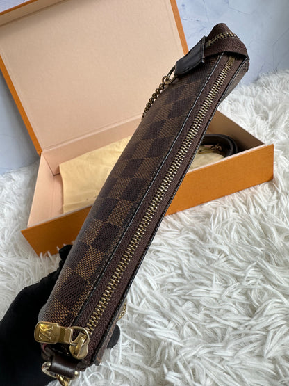 Louis Vuitton Damier Ebene Eva
