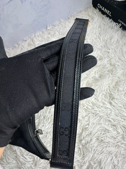 Gucci Vintage GG Monogram Shoulder Bag