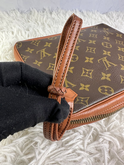 Louis Vuitton Vintage Monogram Pochette clutch bag