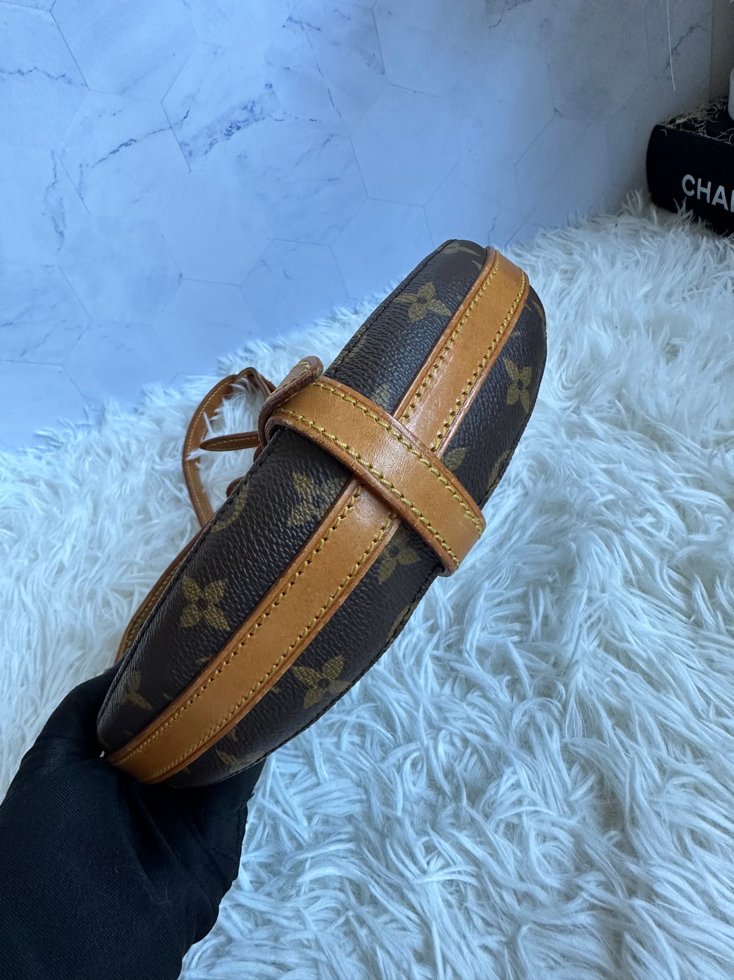 Louis Vuitton Monogram Chantilly MM