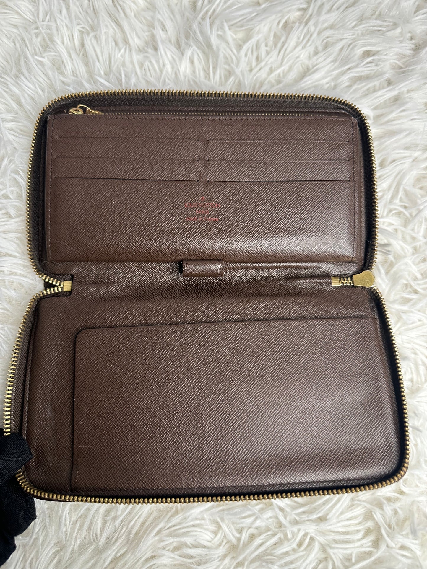 Louis Vuitton Damier Ebene Zippy Organiser