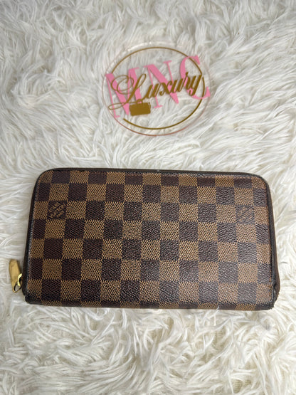 Louis Vuitton Damier Ebene Zippy Organiser