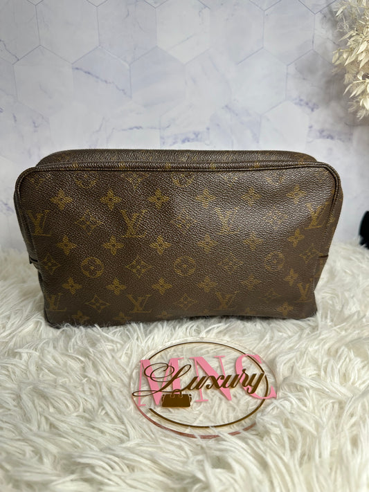 Louis Vuitton Vintage Monogram Trousse 28