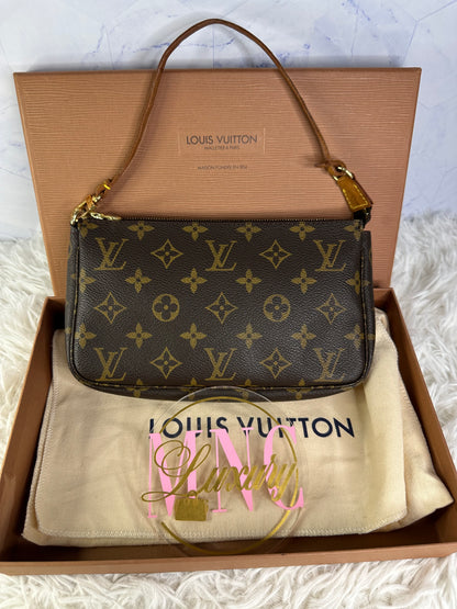 Louis Vuitton Monogram Pochette Accessoires
