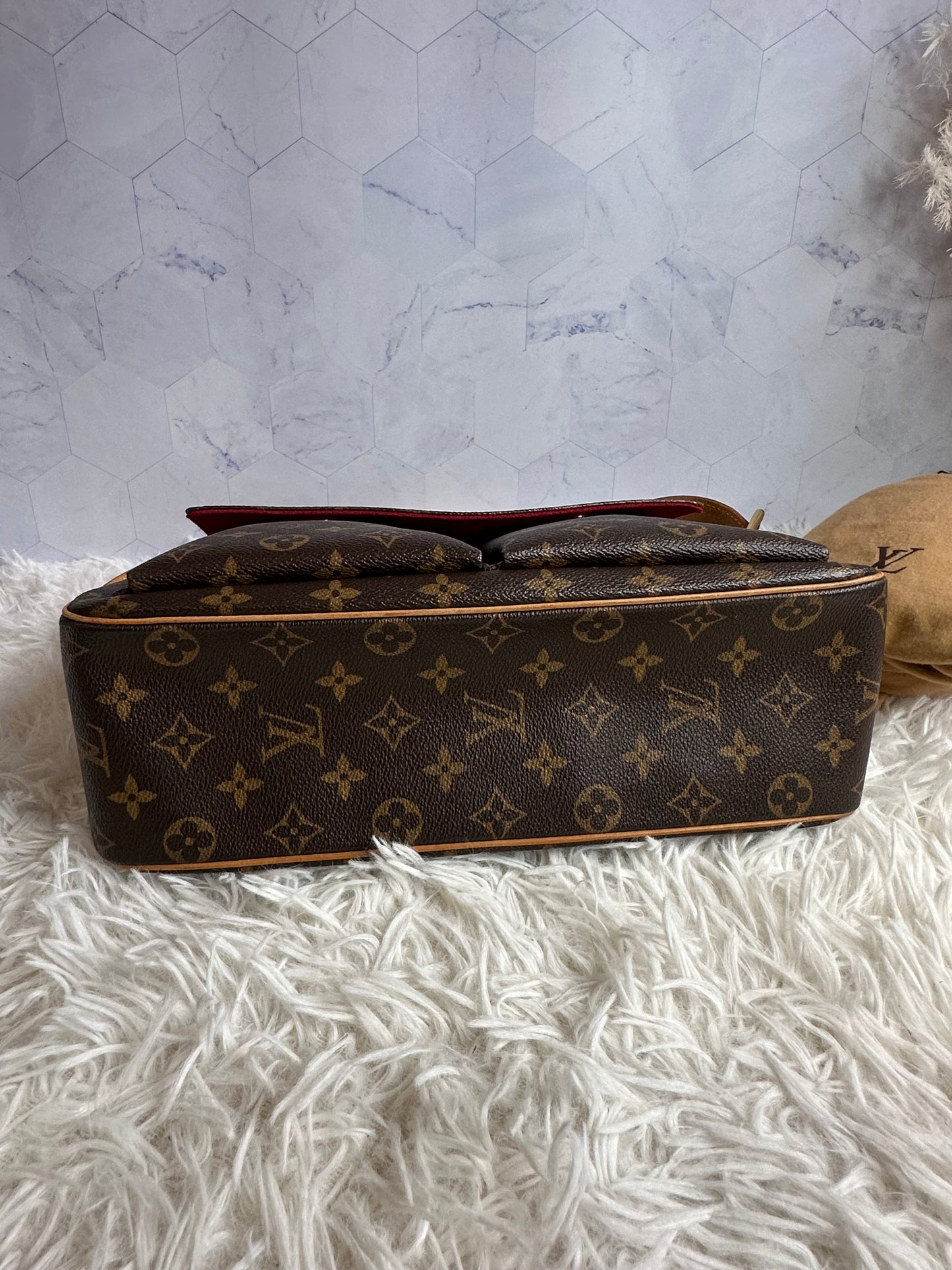 Louis Vuitton Monogram Viva Cite GM