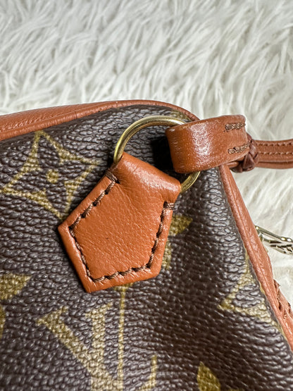 Louis Vuitton Vintage Monogram Pochette clutch bag