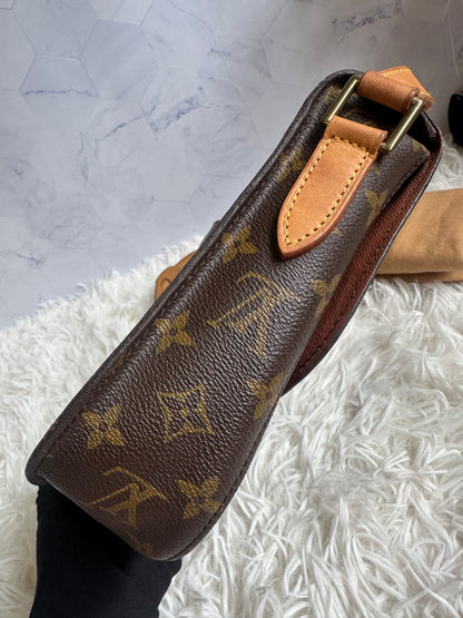 Louis Vuitton Vintage Monogram St Cloud GM