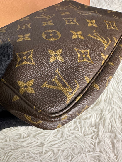 Louis Vuitton Monogram Pochette Accessoires