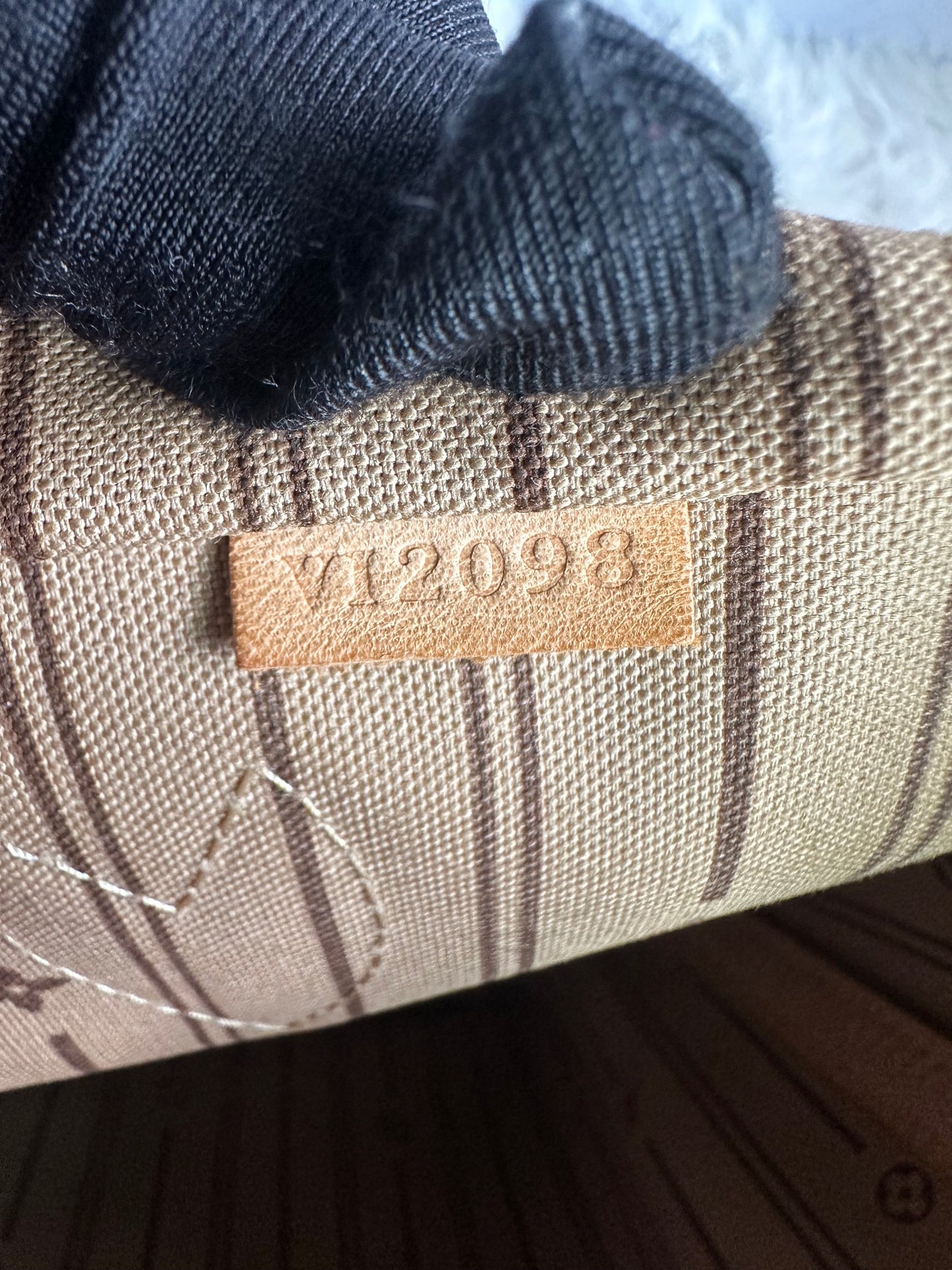 Louis Vuitton Monogram Neverfull MM (NO POUCH)