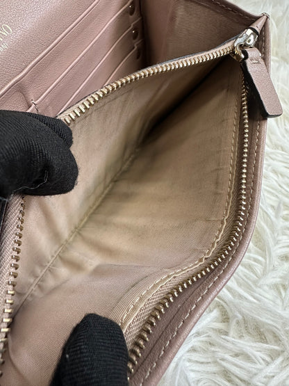 Valentino Garavani Rockstud Chain Wallet