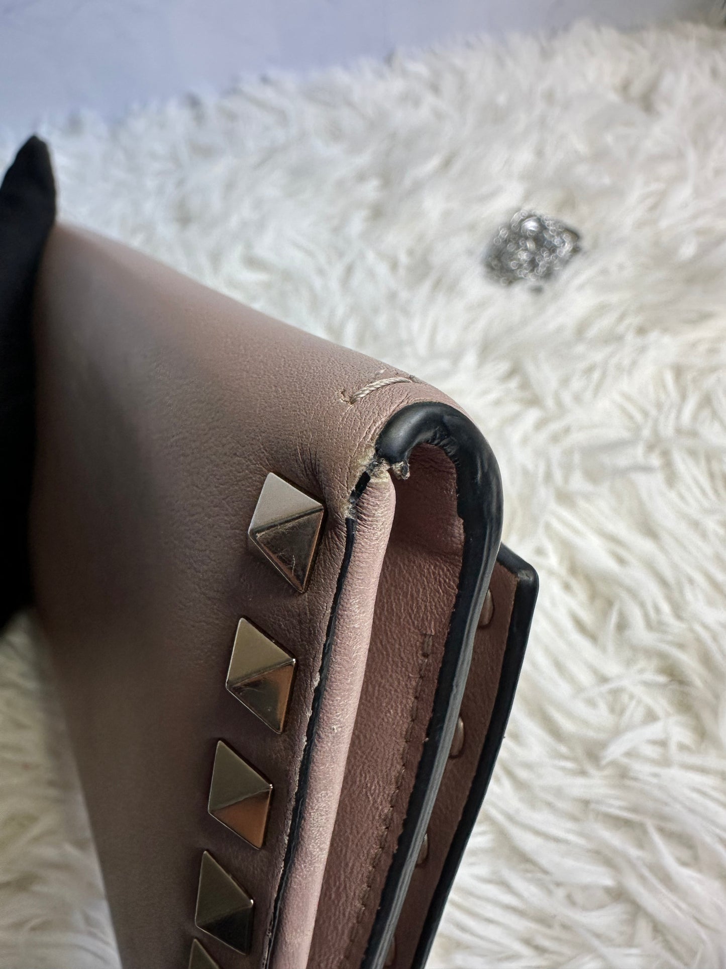 Valentino Garavani Rockstud Chain Wallet