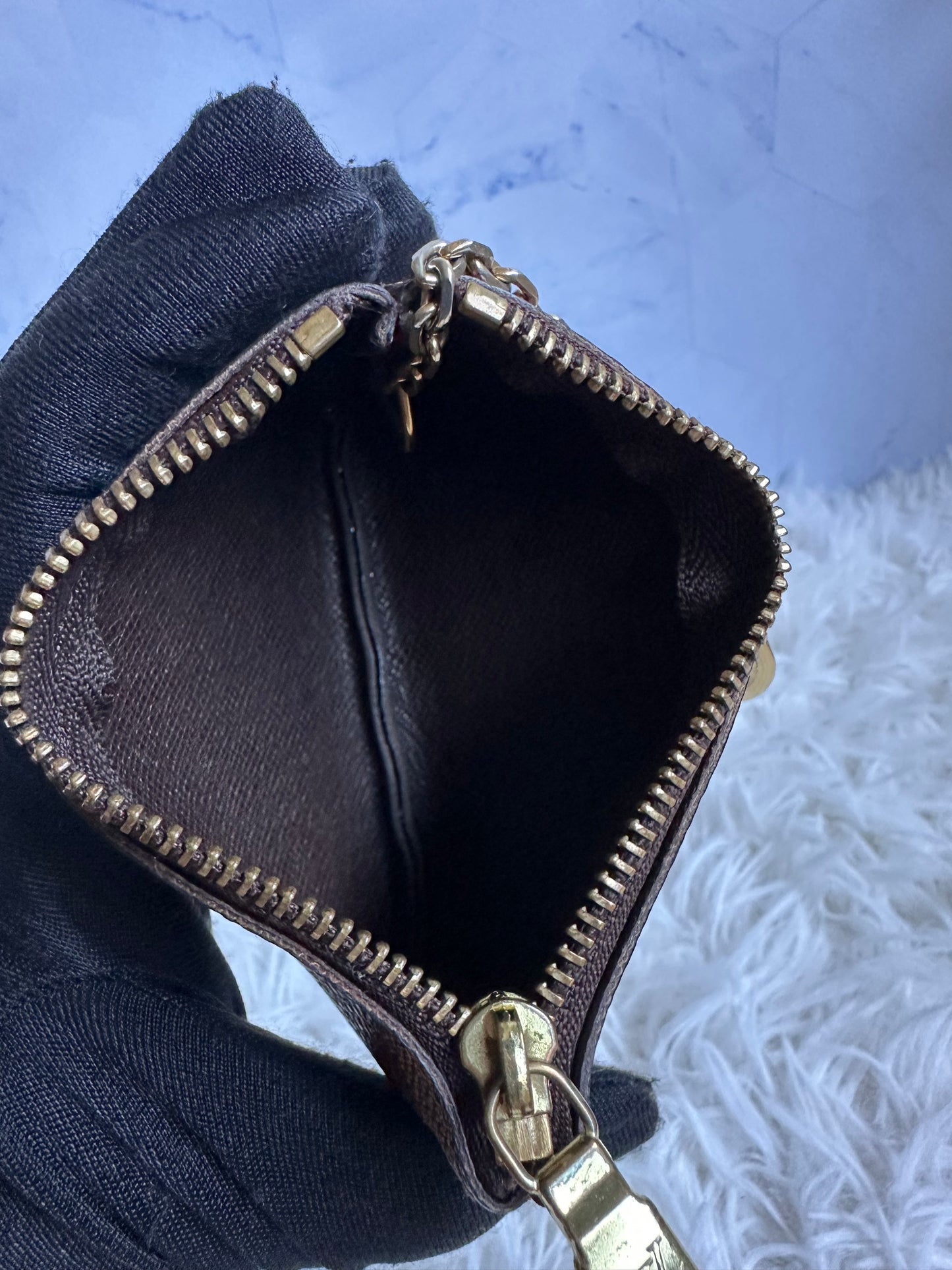 Louis Vuitton Damier Ebene Key Cles