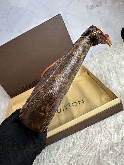Louis Vuitton Monogram Pochette Accessoires