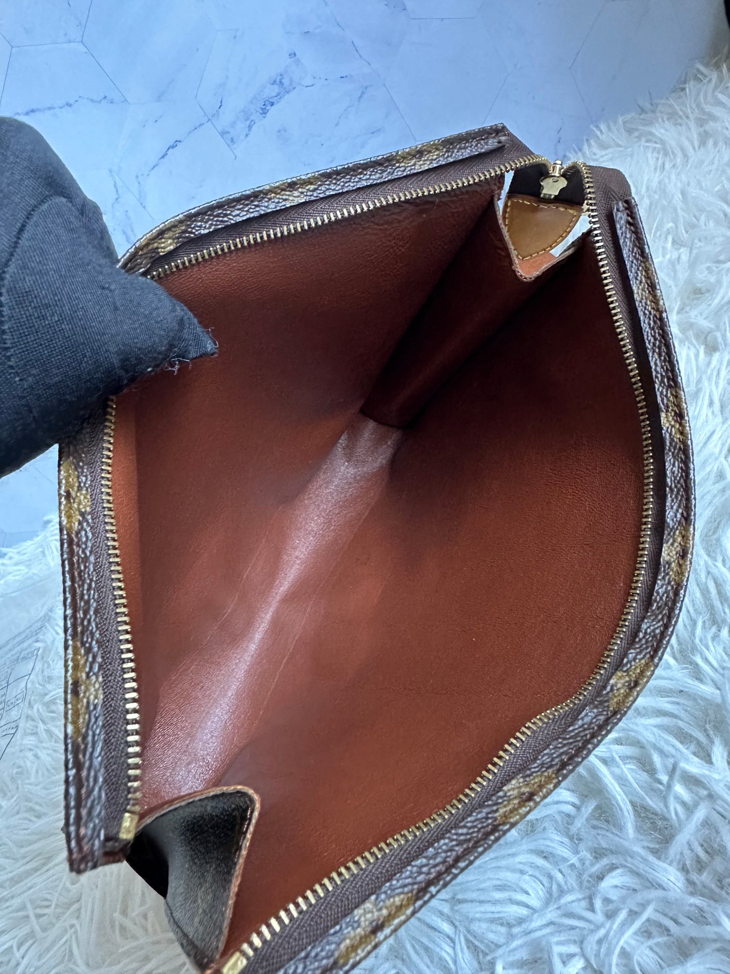 Louis Vuitton Vintage Monogram Toiletry 26