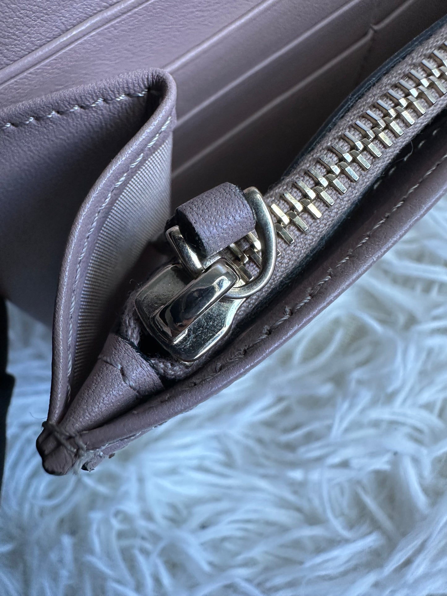 Valentino Garavani Rockstud Chain Wallet
