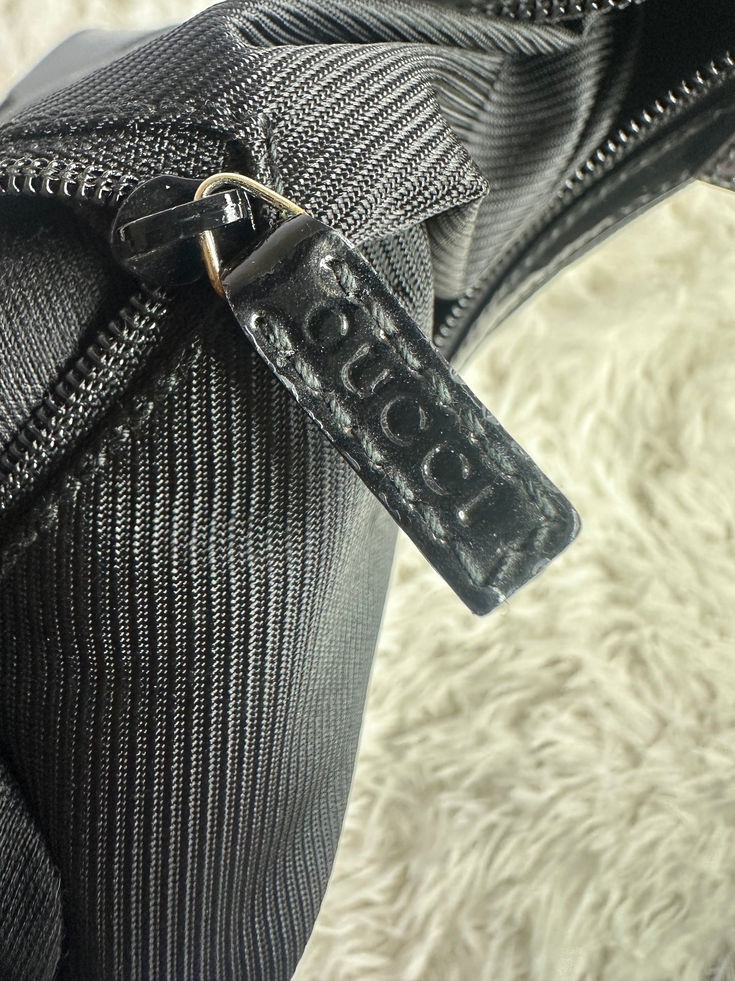 Gucci Vintage GG Monogram Shoulder Bag