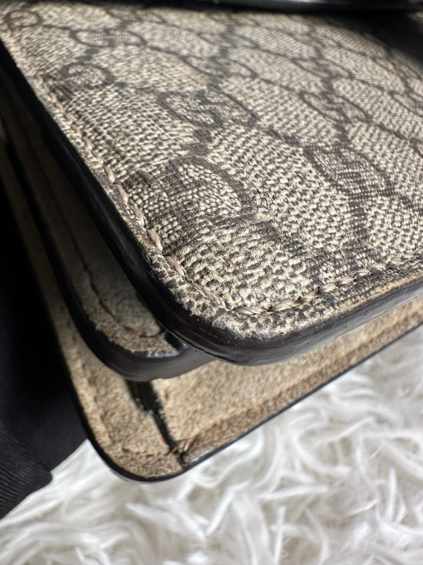 Gucci Dionysus Shoulder Bag Small