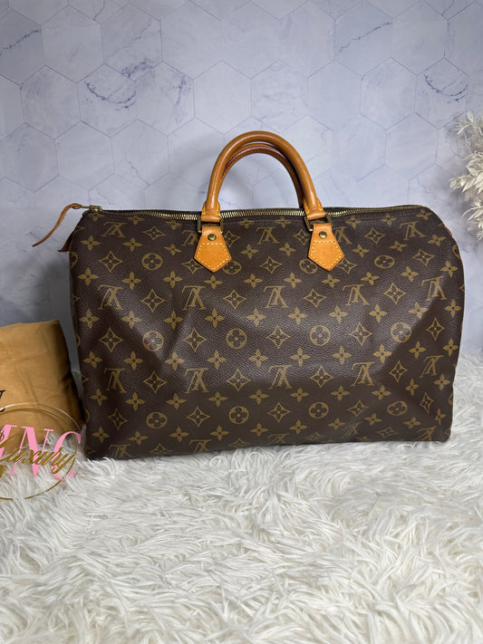 Louis Vuitton Monogram Speedy 40