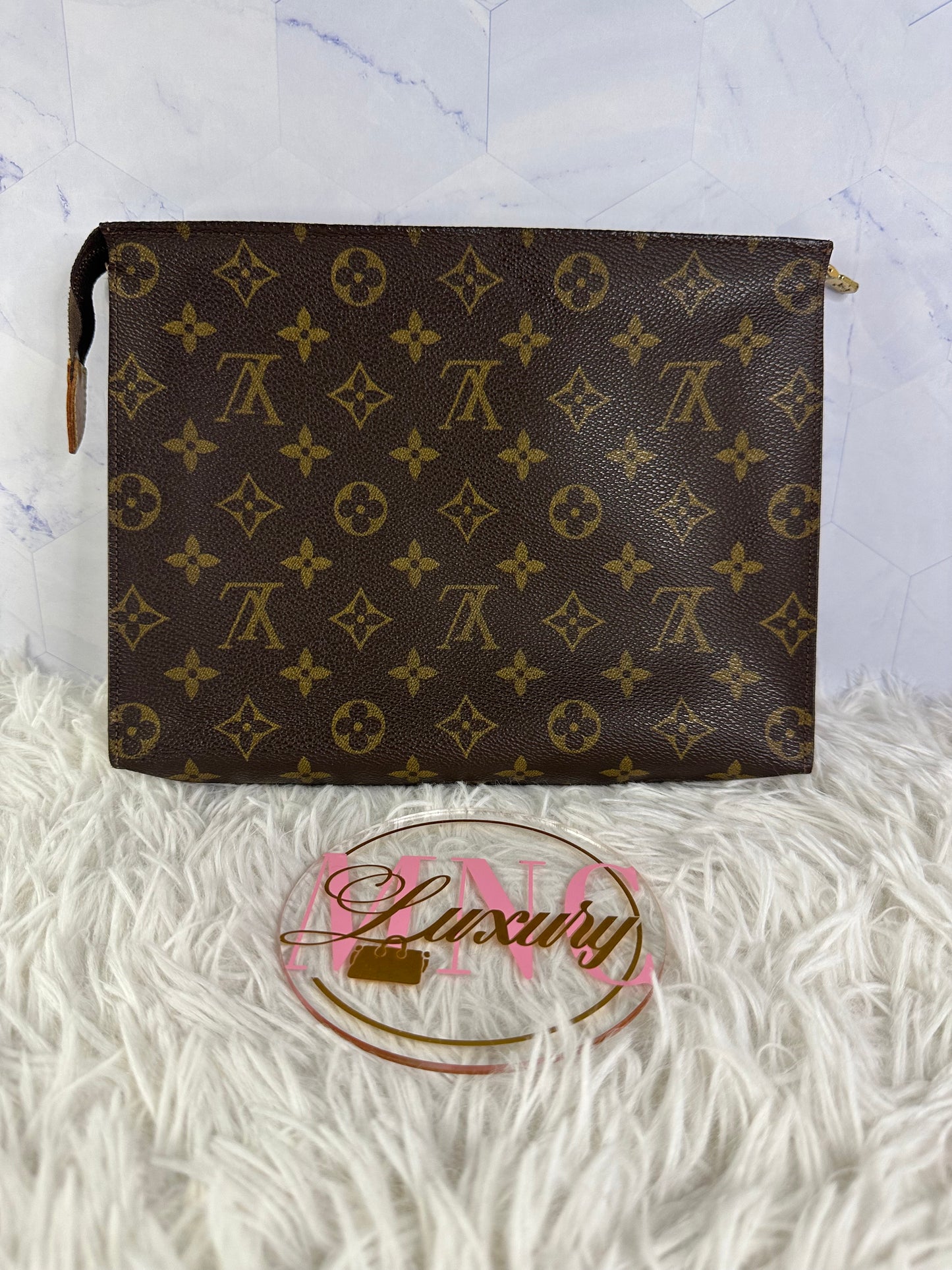 Louis Vuitton Vintage Monogram 26