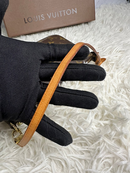 Louis Vuitton Pochette Accessoires