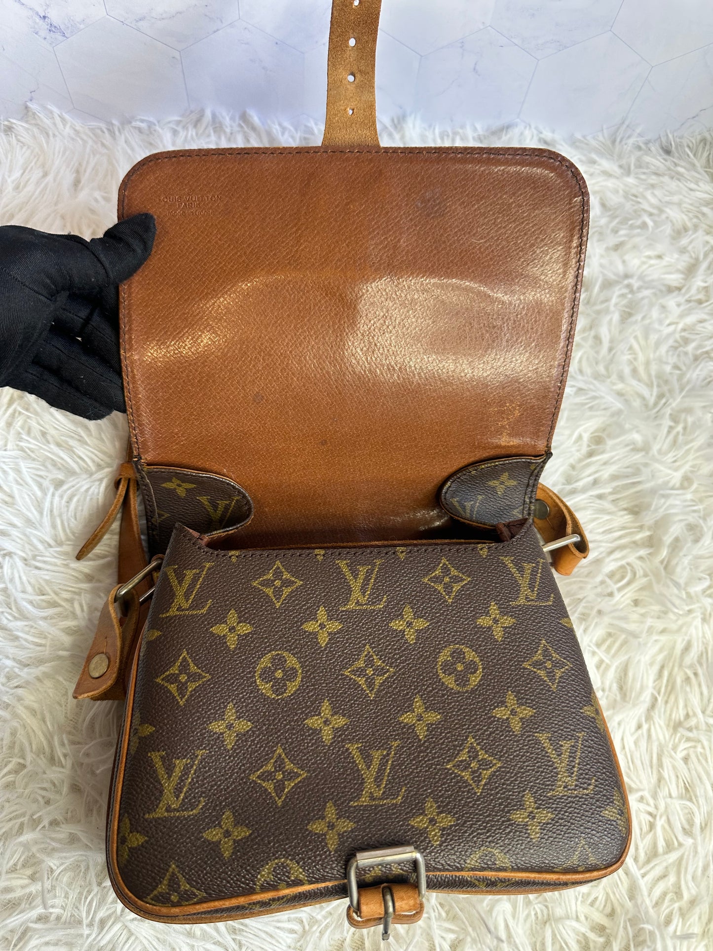 Louis Vuitton Vintage Monogram Cartouchière MM