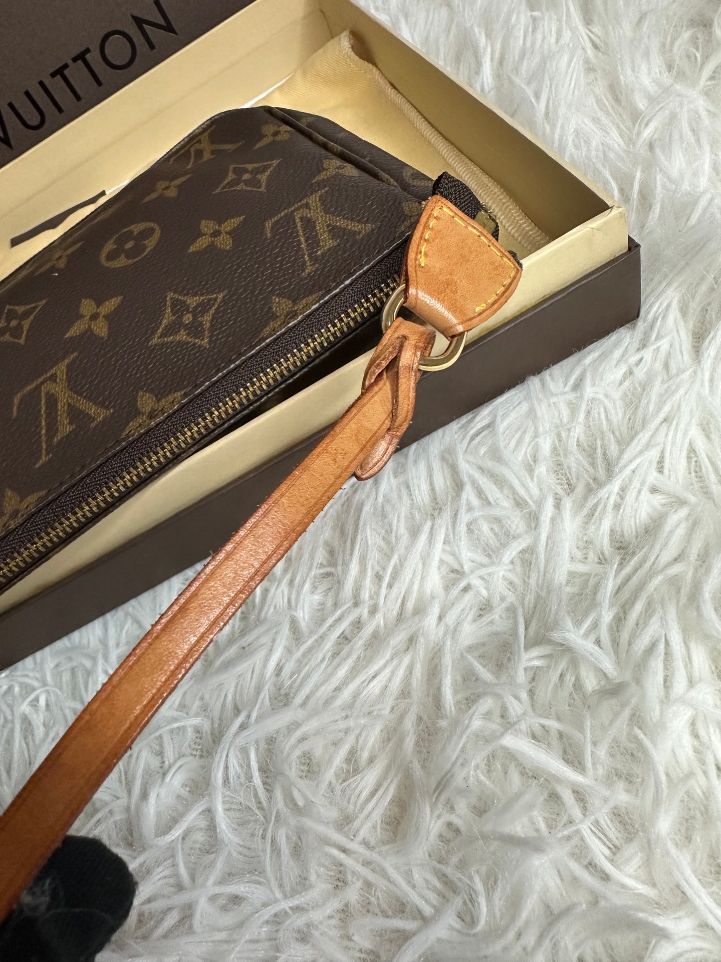 Louis Vuitton Monogram Pochette Accessoires
