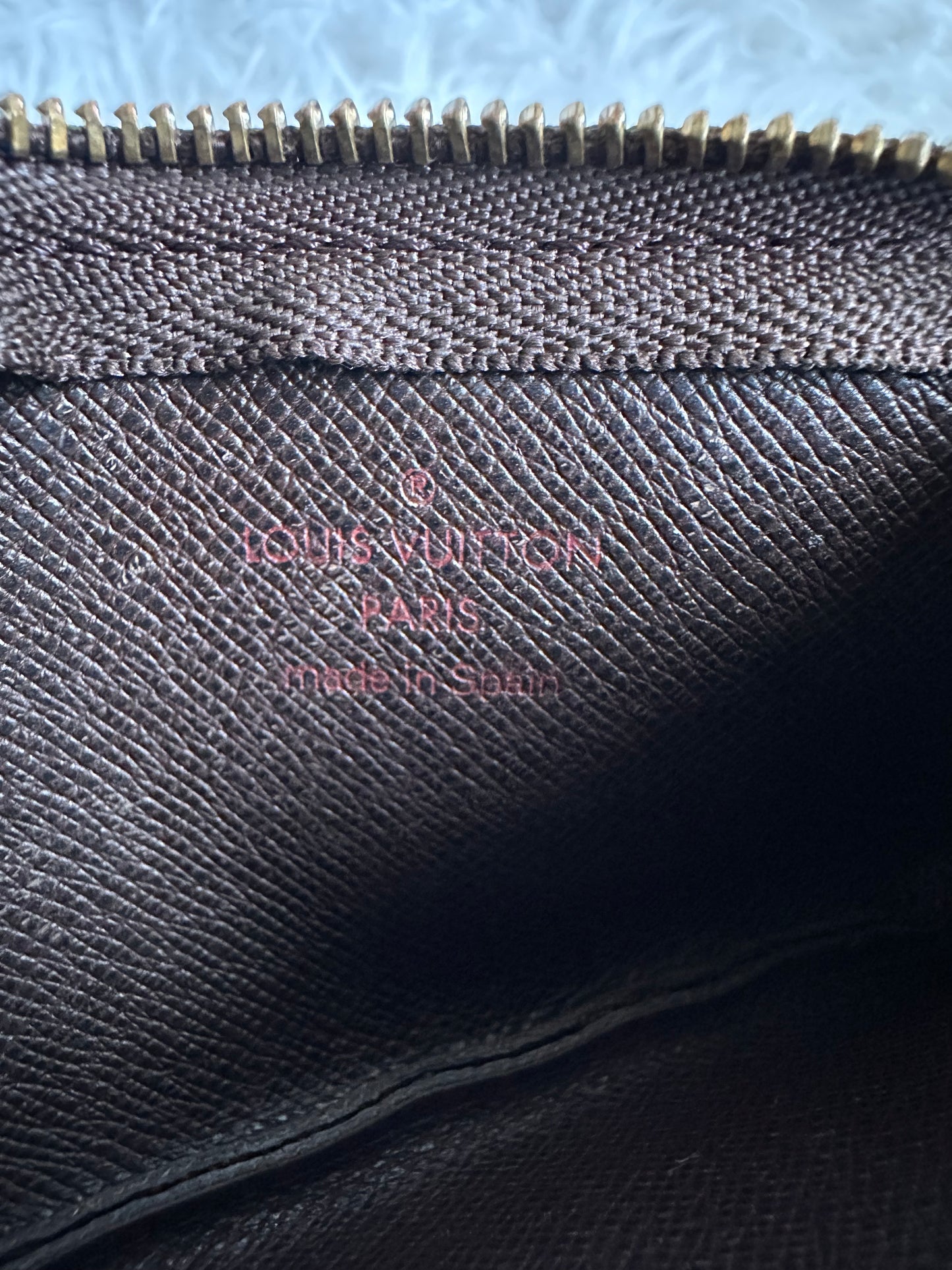 Louis Vuitton Damier Ebene Key Cles