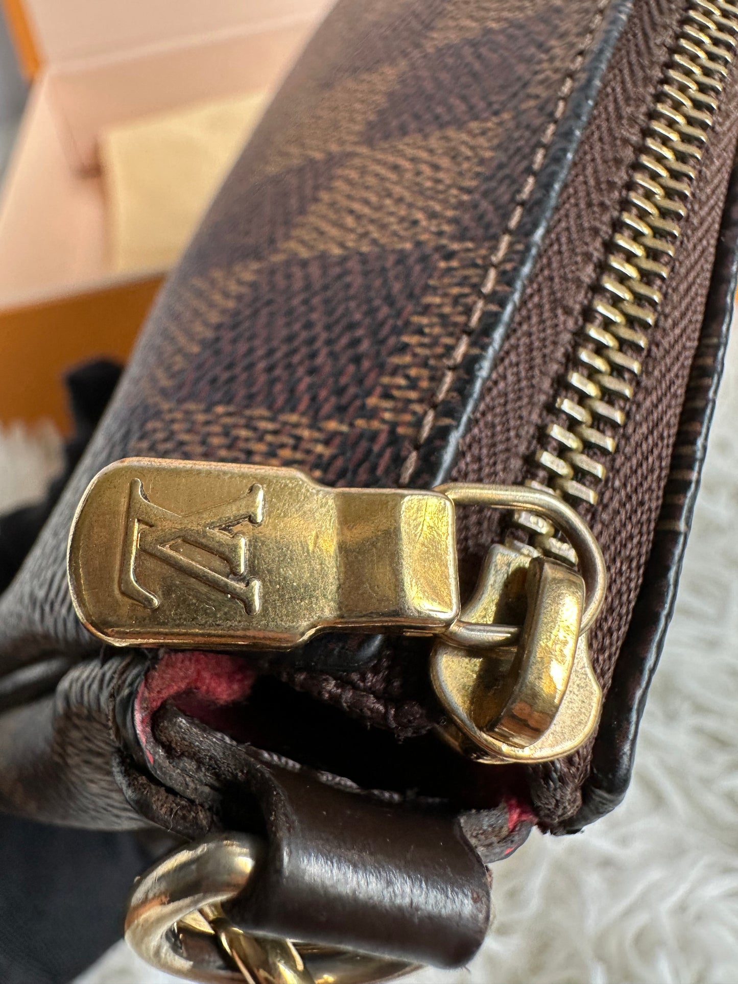 Louis Vuitton Damier Ebene Eva