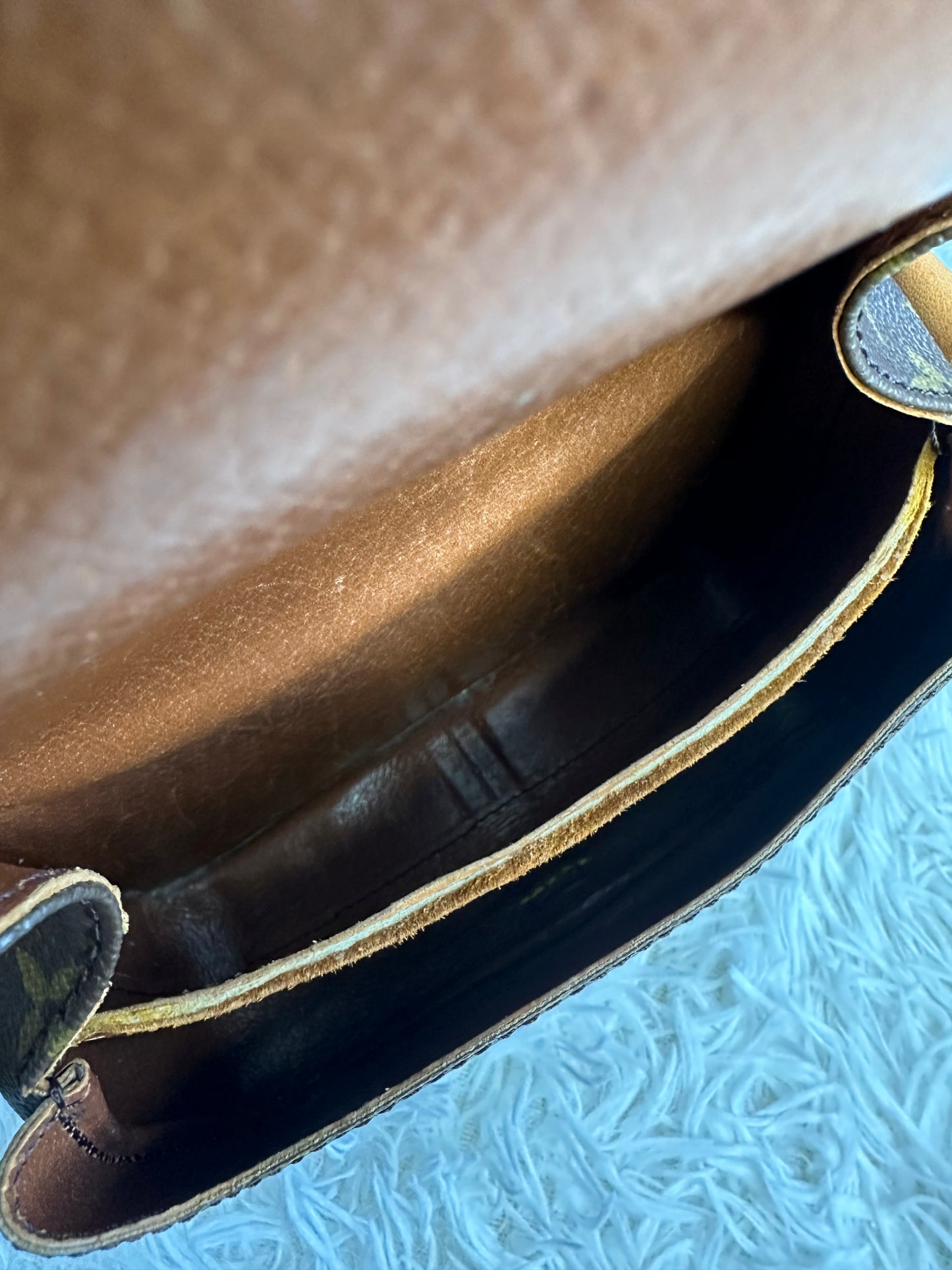 Louis Vuitton Vintage Monogram Cartouchière MM