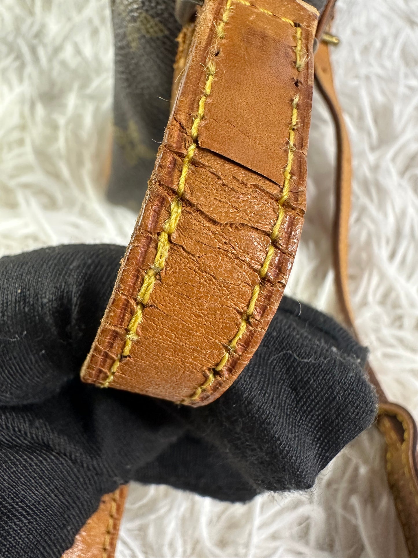 Louis Vuitton Vintage Monogram Trocadero