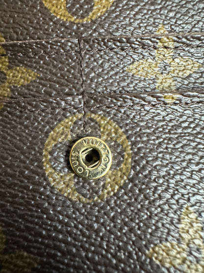 Louis Vuitton Monogram Sarah Wallet