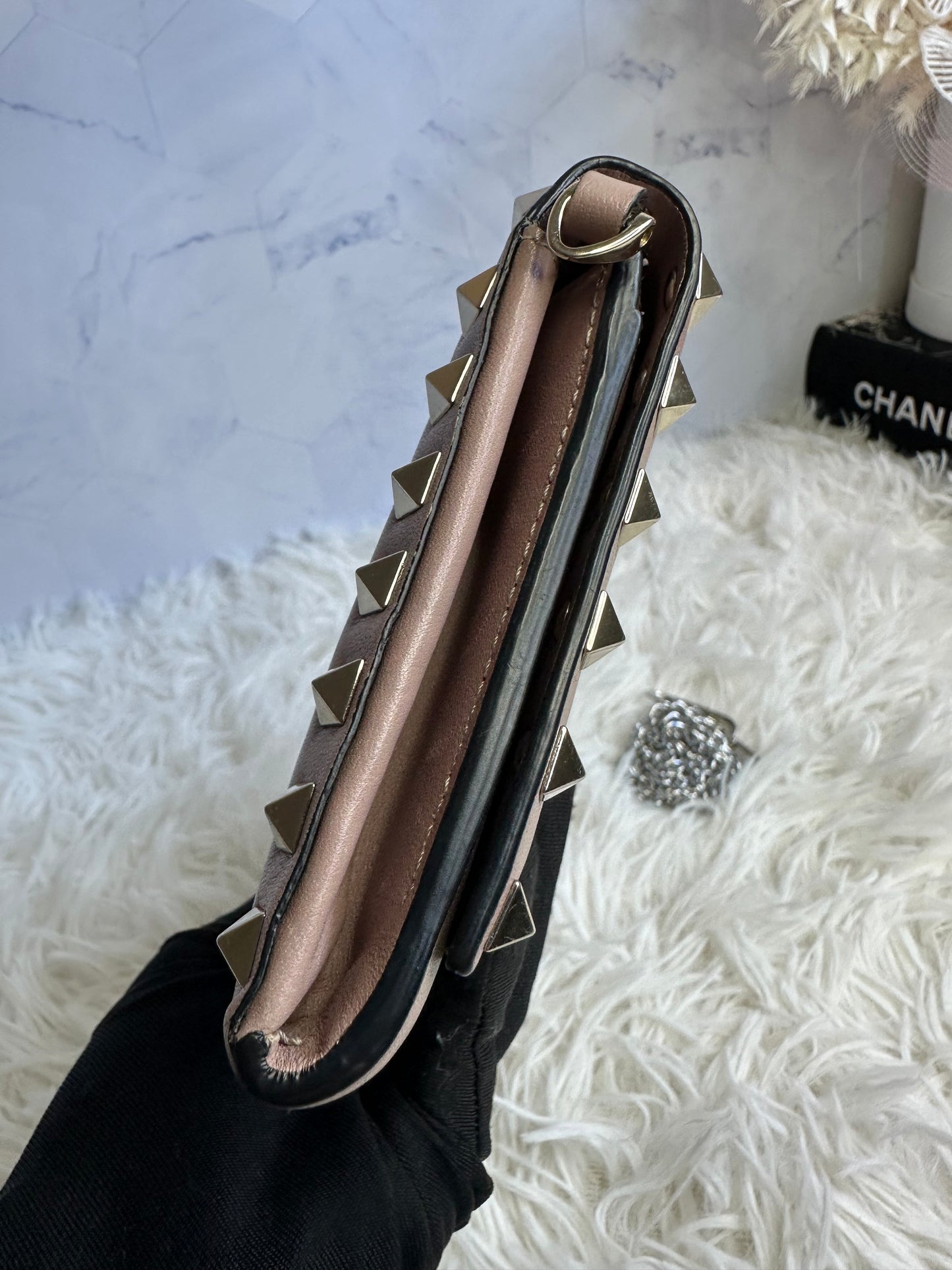 Valentino Garavani Rockstud Chain Wallet
