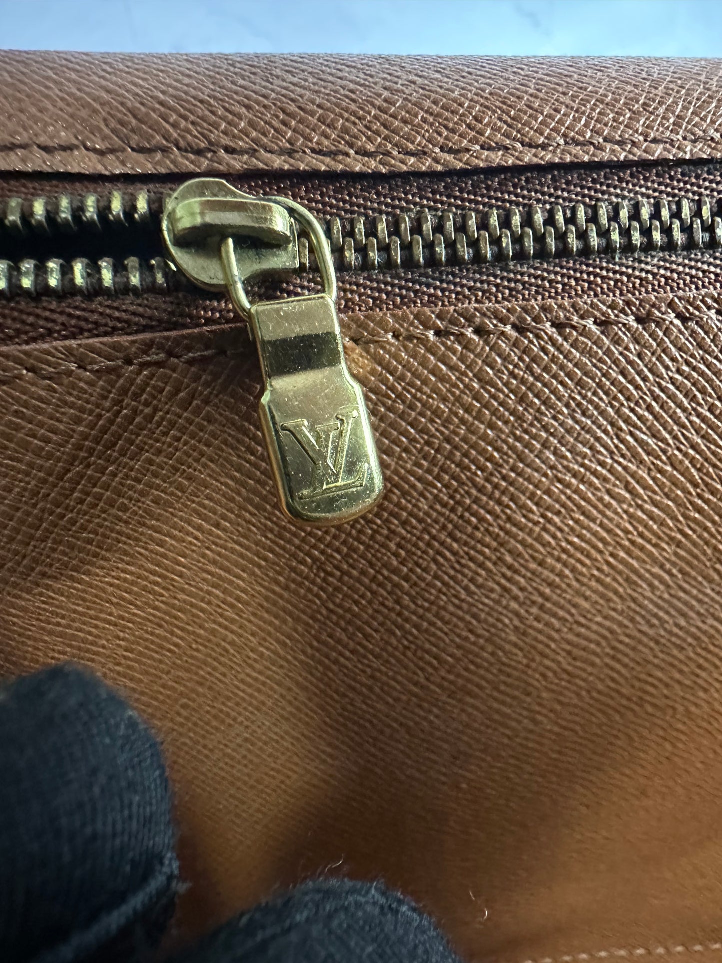 Louis Vuitton Vintage Monogram Monceau 28