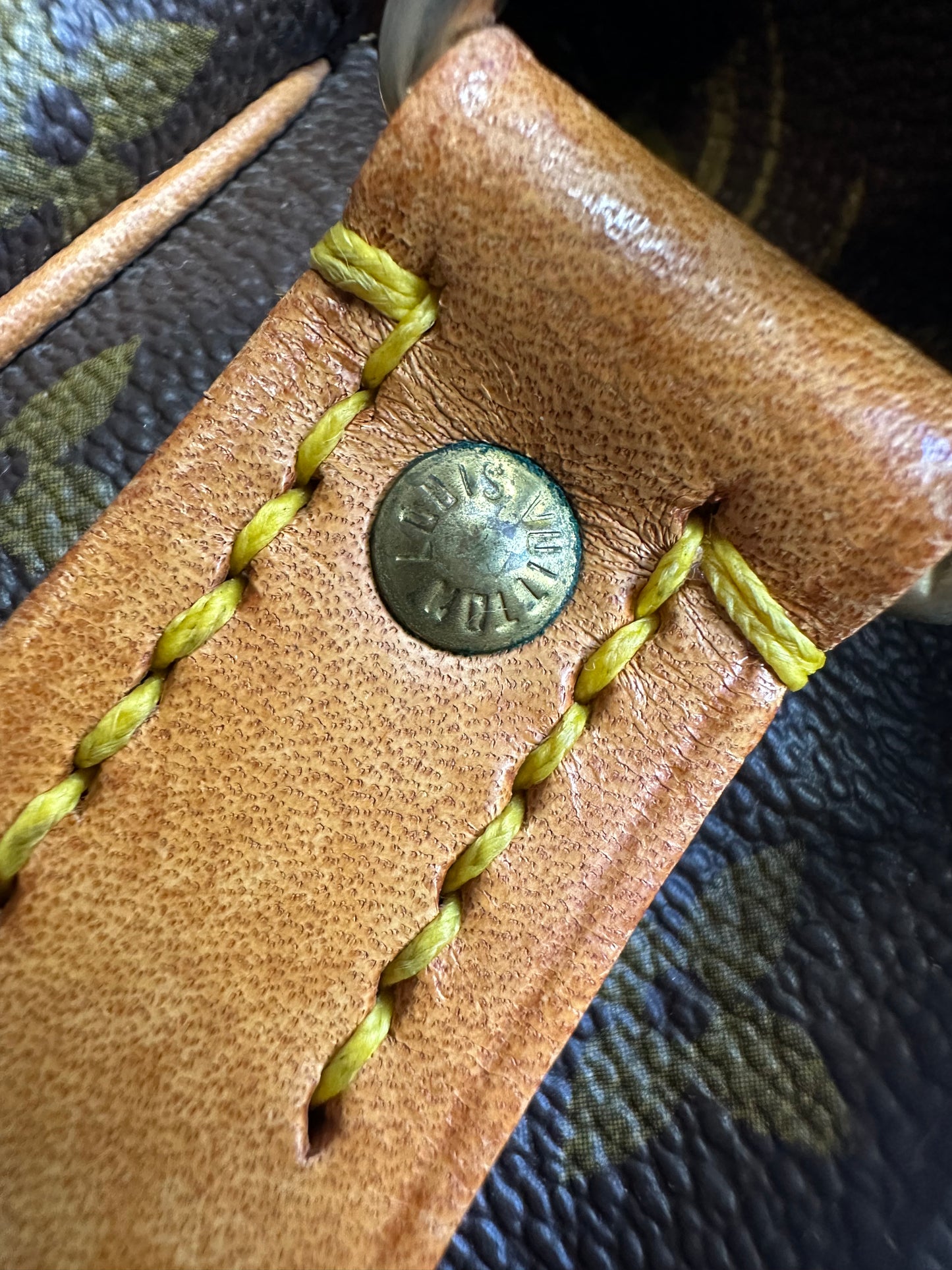 Louis Vuitton Vintage Monogram Cartouchière MM