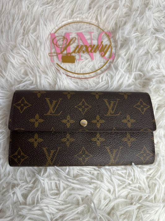 Louis Vuitton Monogram Sarah Wallet