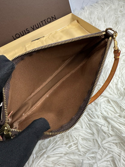 Louis Vuitton Monogram Pochette Accessoires