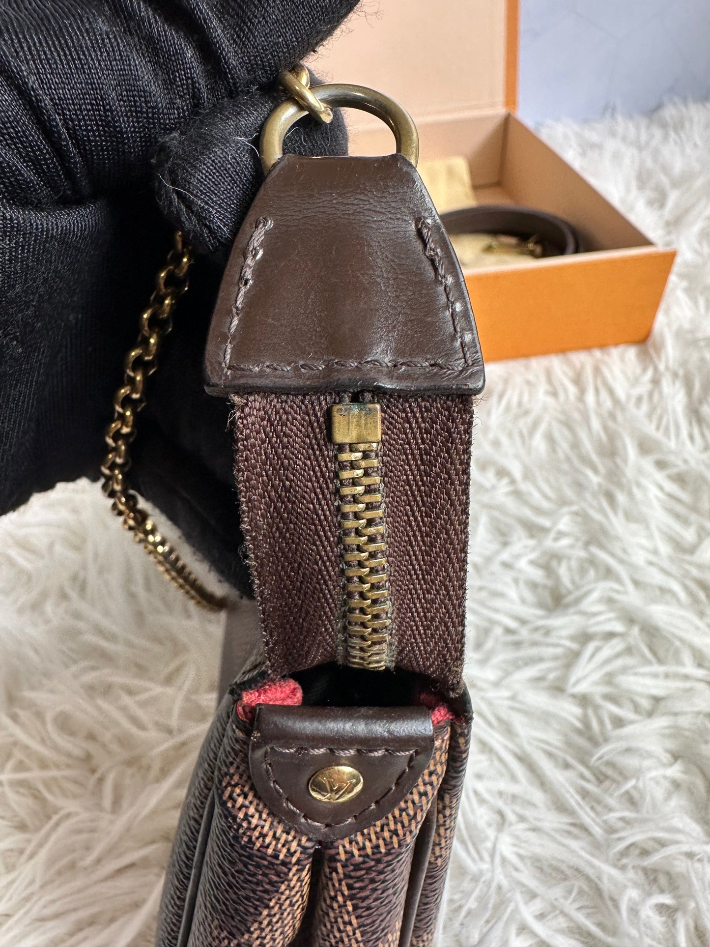 Louis Vuitton Damier Ebene Eva