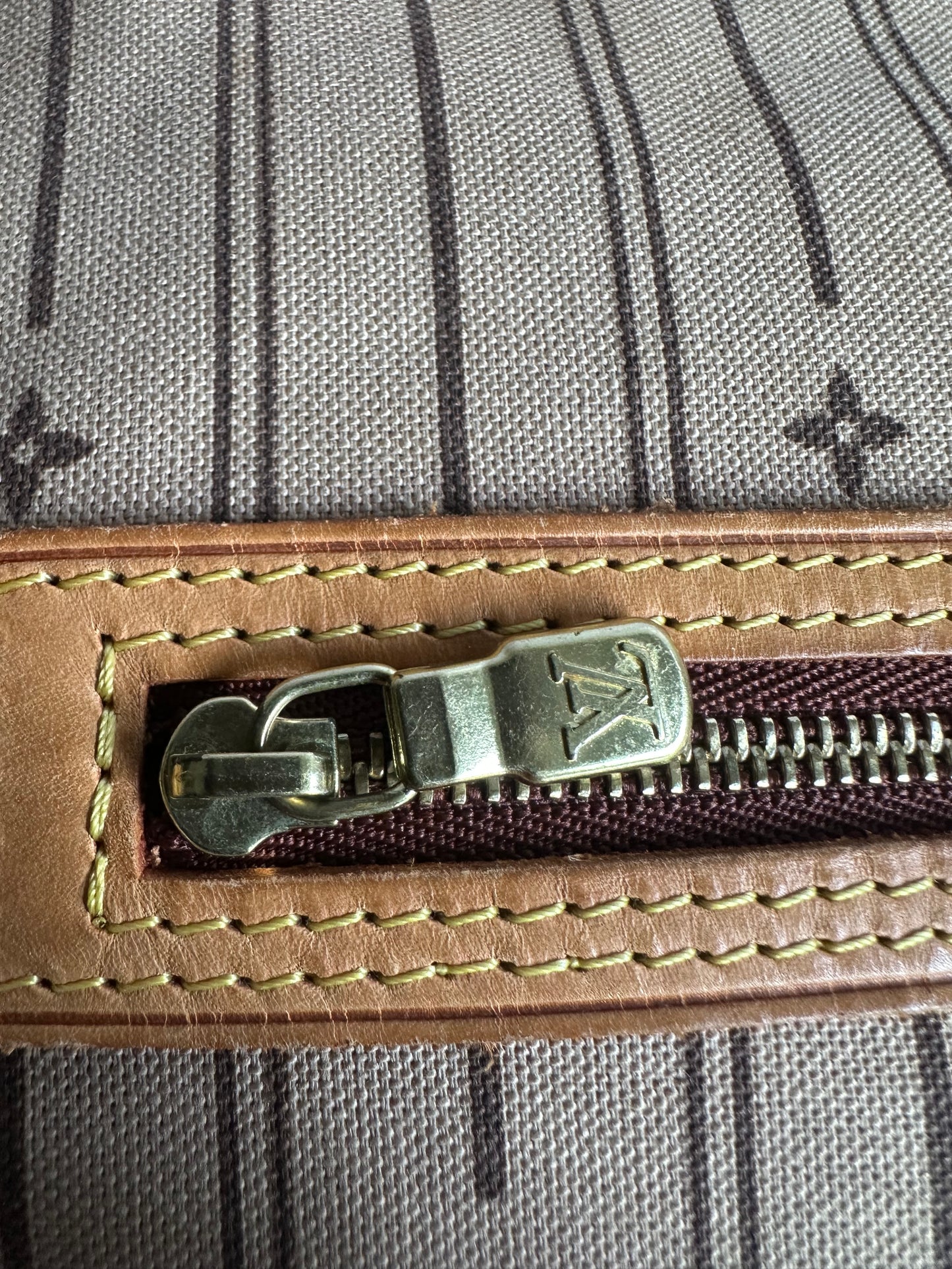 Louis Vuitton Monogram Neverfull MM (NO POUCH)