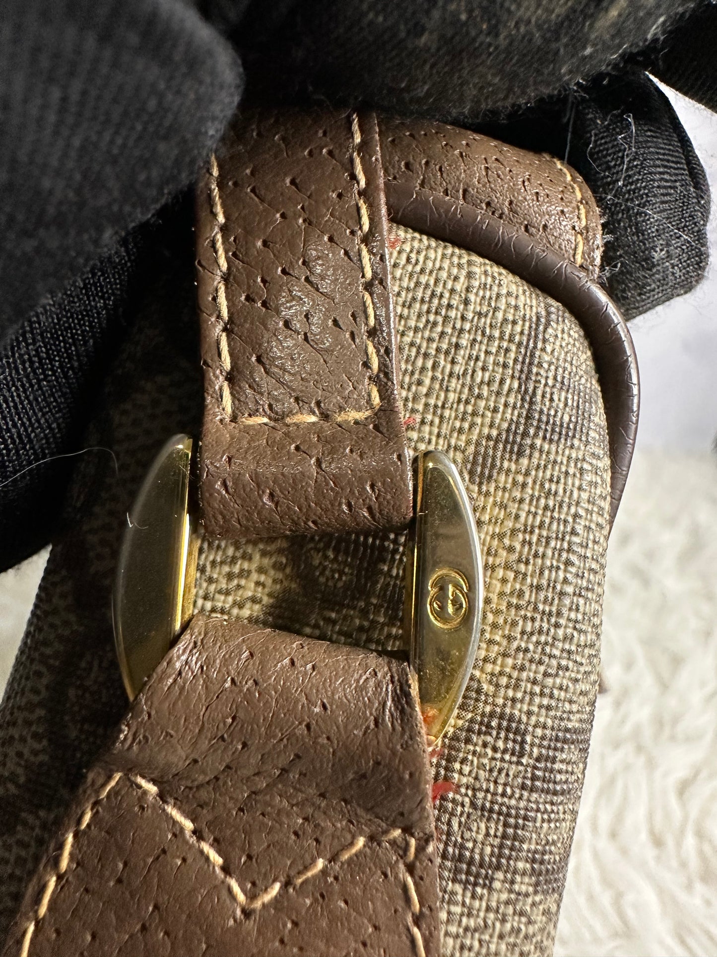 Gucci Vintage Crossbody Bag
