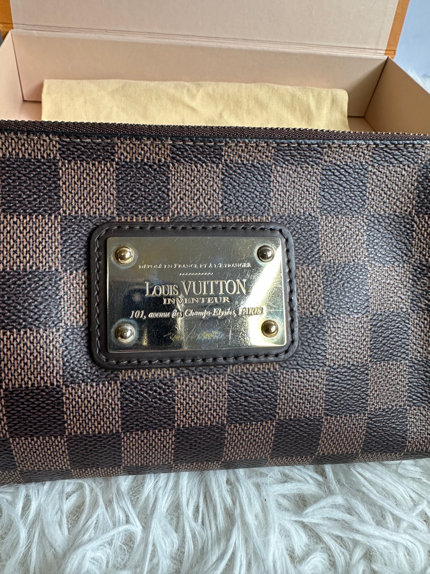 Louis Vuitton Damier Ebene Eva