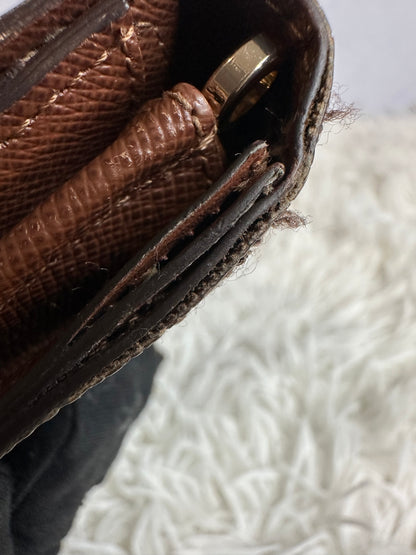 Louis Vuitton Monogram Sarah Wallet