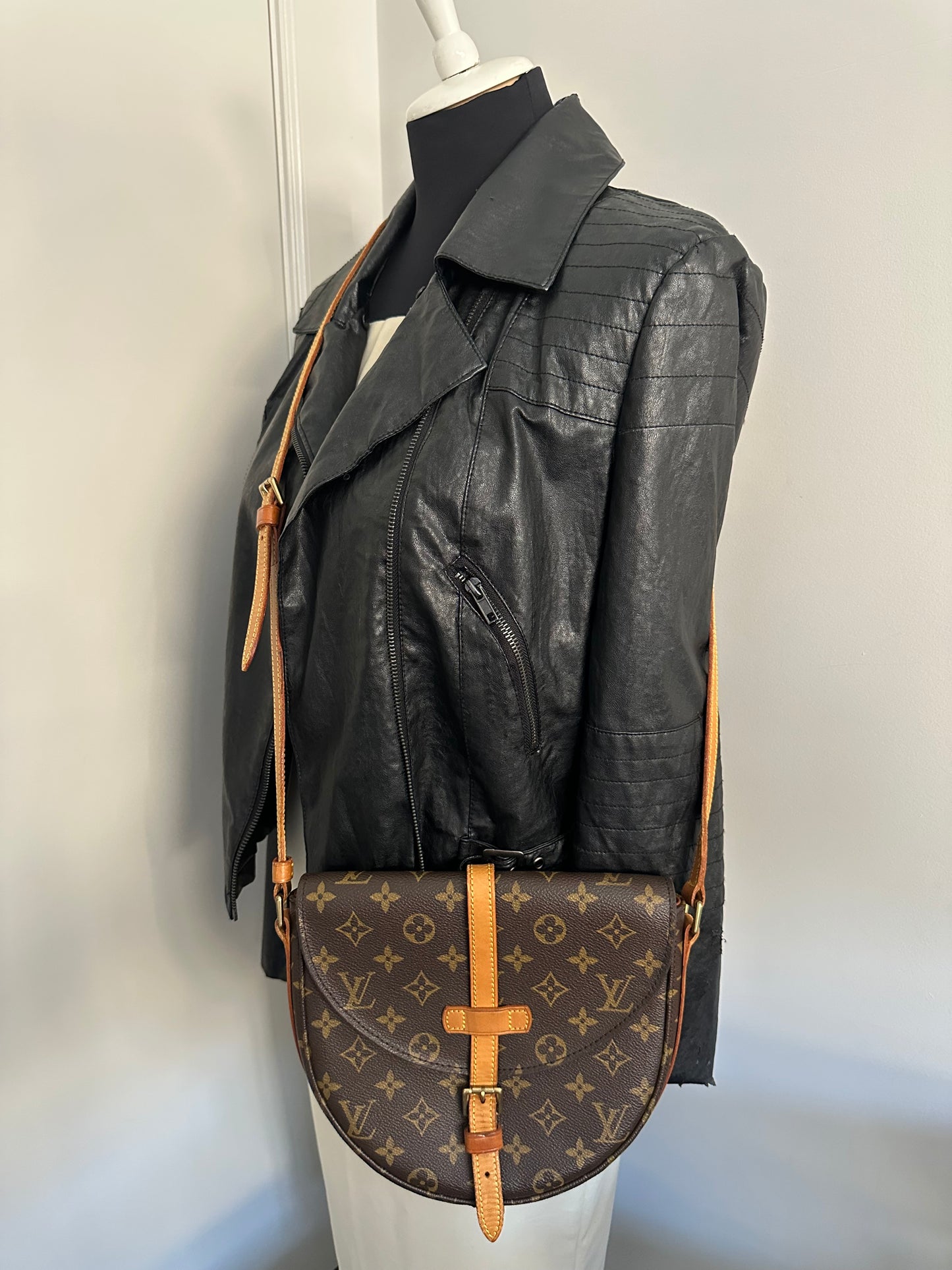 Louis Vuitton Monogram Chantilly MM