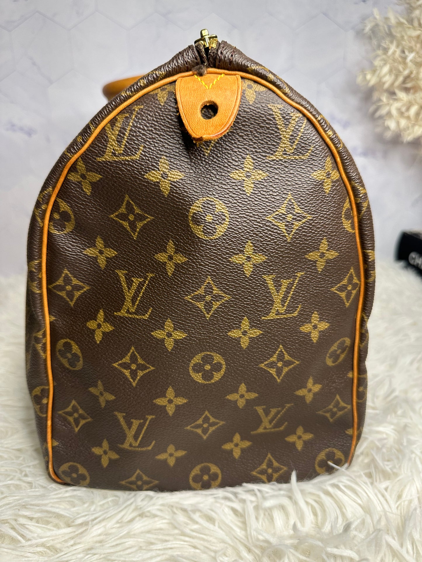 Louis Vuitton Monogram Speedy 40