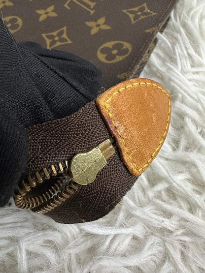 Louis Vuitton Vintage Monogram 26