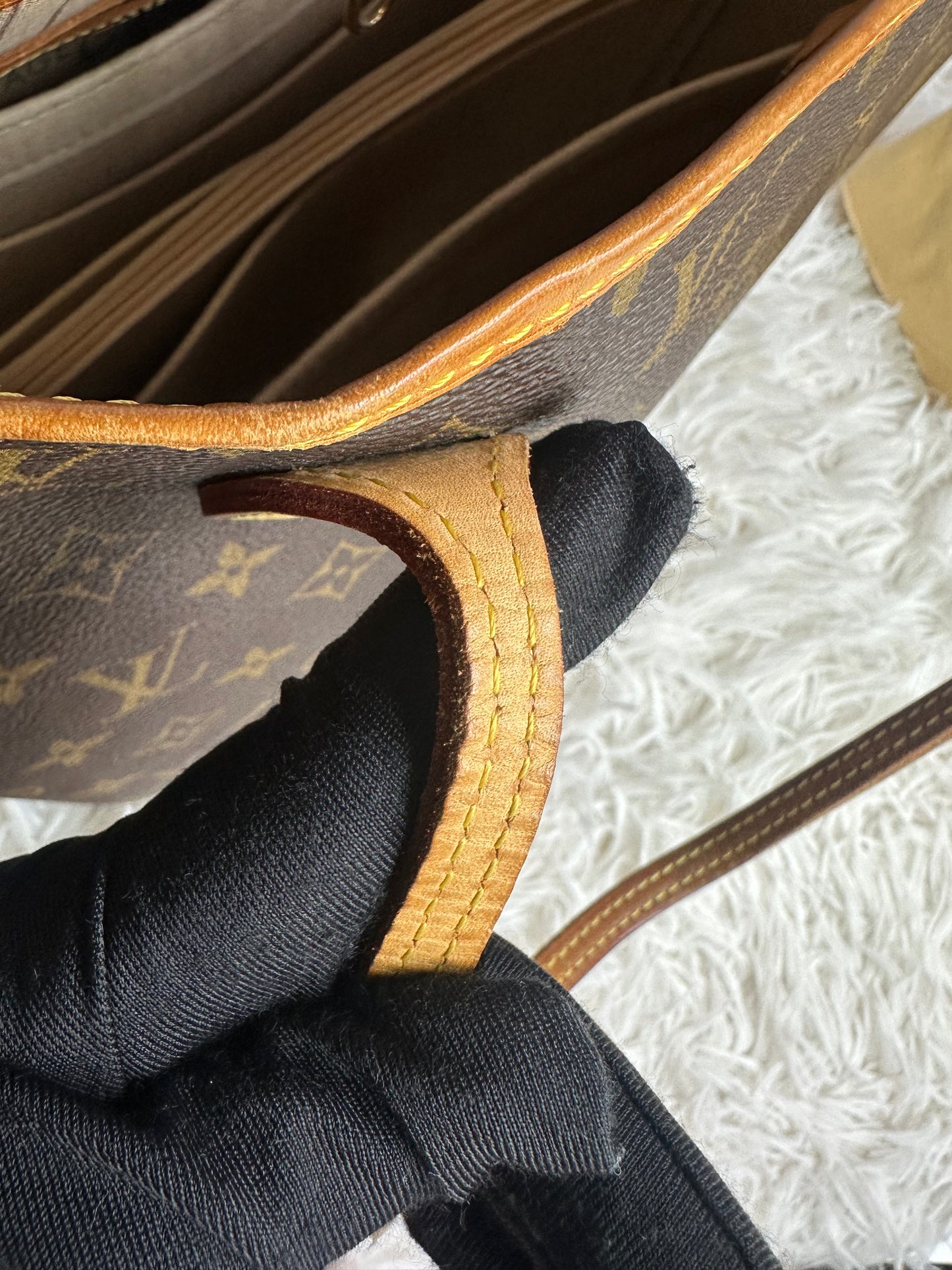 Louis Vuitton Monogram Neverfull MM (NO POUCH)